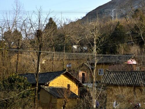 农村房屋因拆迁被下达《强制拆除违建决定书》怎么办