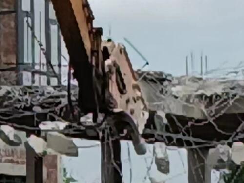 【胜诉故事】农村新房建到一半被指违建遭强拆，冠领律师代理委托人维权获胜诉-1