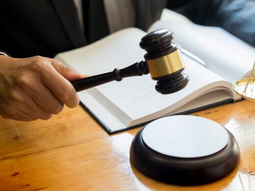 【胜诉故事】轧花厂被强拆补偿款却归他人 冠领律师代理委托人起诉20天确认强拆违法-2