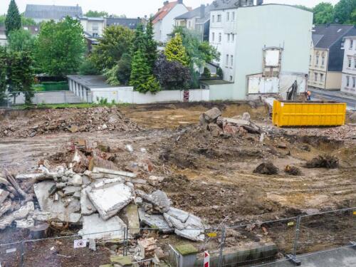 福建拆迁案补偿律师-自建房拆迁被违法拆除后如何请求赔偿