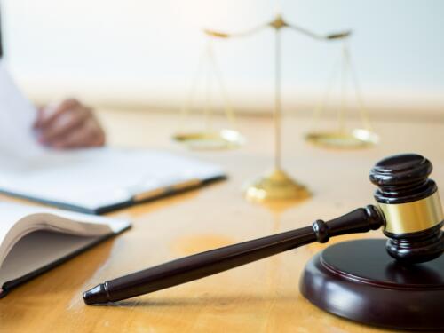 【胜诉故事】征收方为少补偿将房屋当违建强拆，冠领律师代理委托人起诉确认强拆违法-2