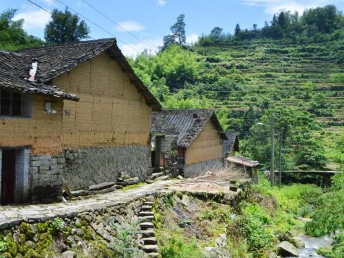 河南养殖场拆除律师-养殖场遭强制拆除危机该怎么办