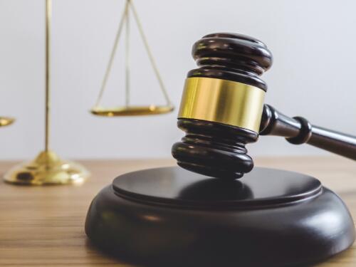 【胜诉故事】征收部门遗漏计算安置人员及补偿面积，冠领律师助委托人起诉维权获胜-2