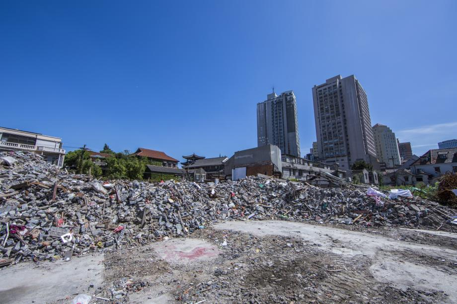 北京冠领律师事务所：城市房屋拆迁管理条例还有效吗