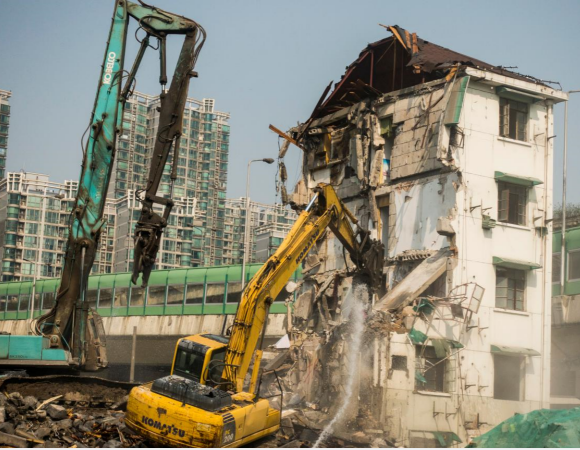 【简讯】冠领律师代理福建龙岩两次被驳回的确认强拆违法案再审胜诉-图2