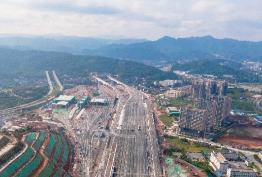 房屋强拆律师：村民间流转土地获得宅基地如何确定房屋合法性